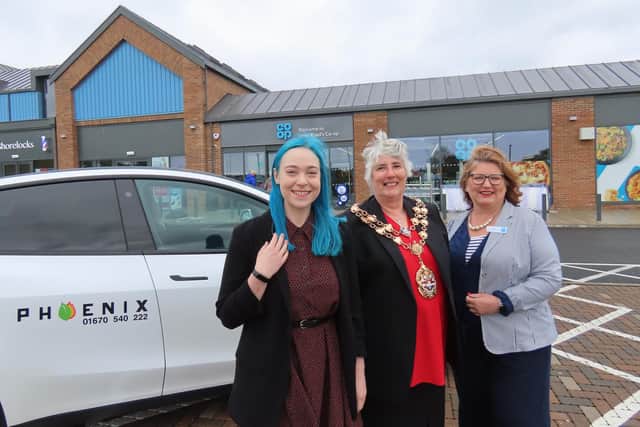 Phoenix Taxis and Coop Support Blyth Live