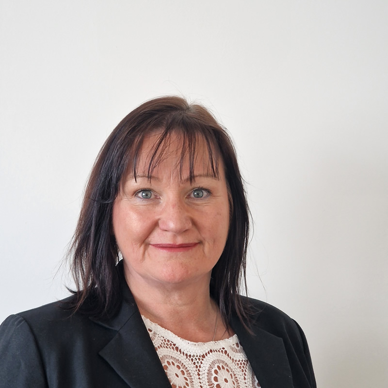 Denise Nicholson